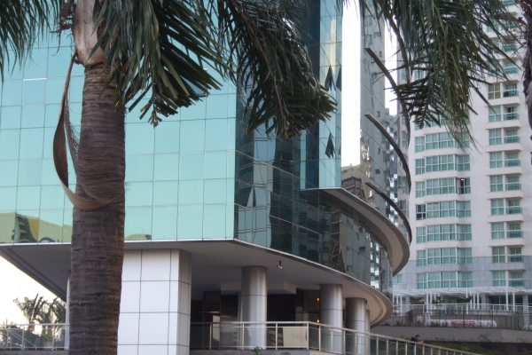 Hotel Vision Hplus Express